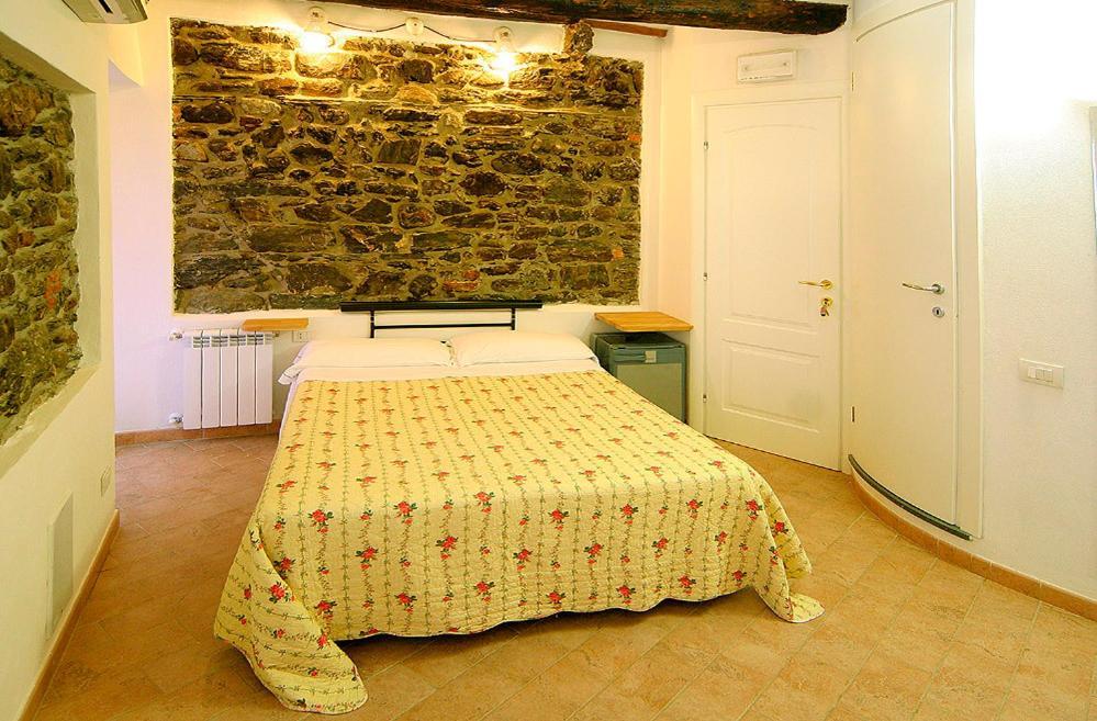 Francamaria Rooms Вернацца Номер фото