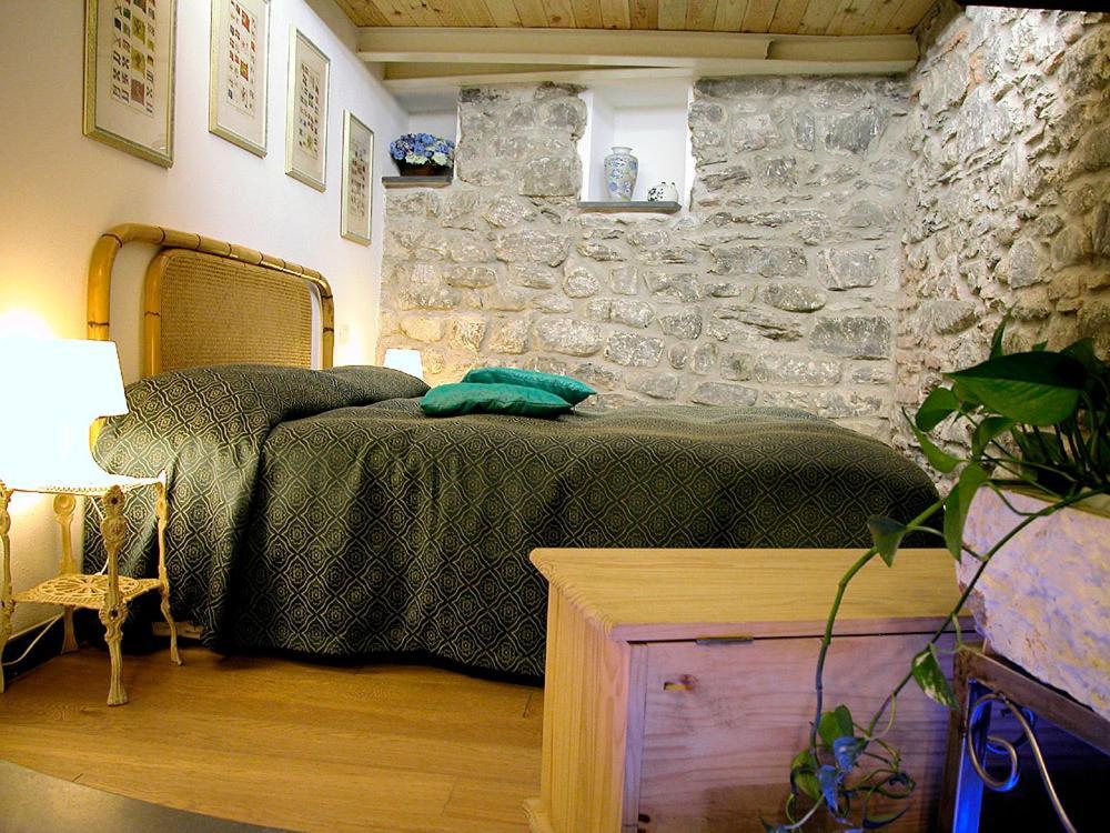 Francamaria Rooms Вернацца Номер фото